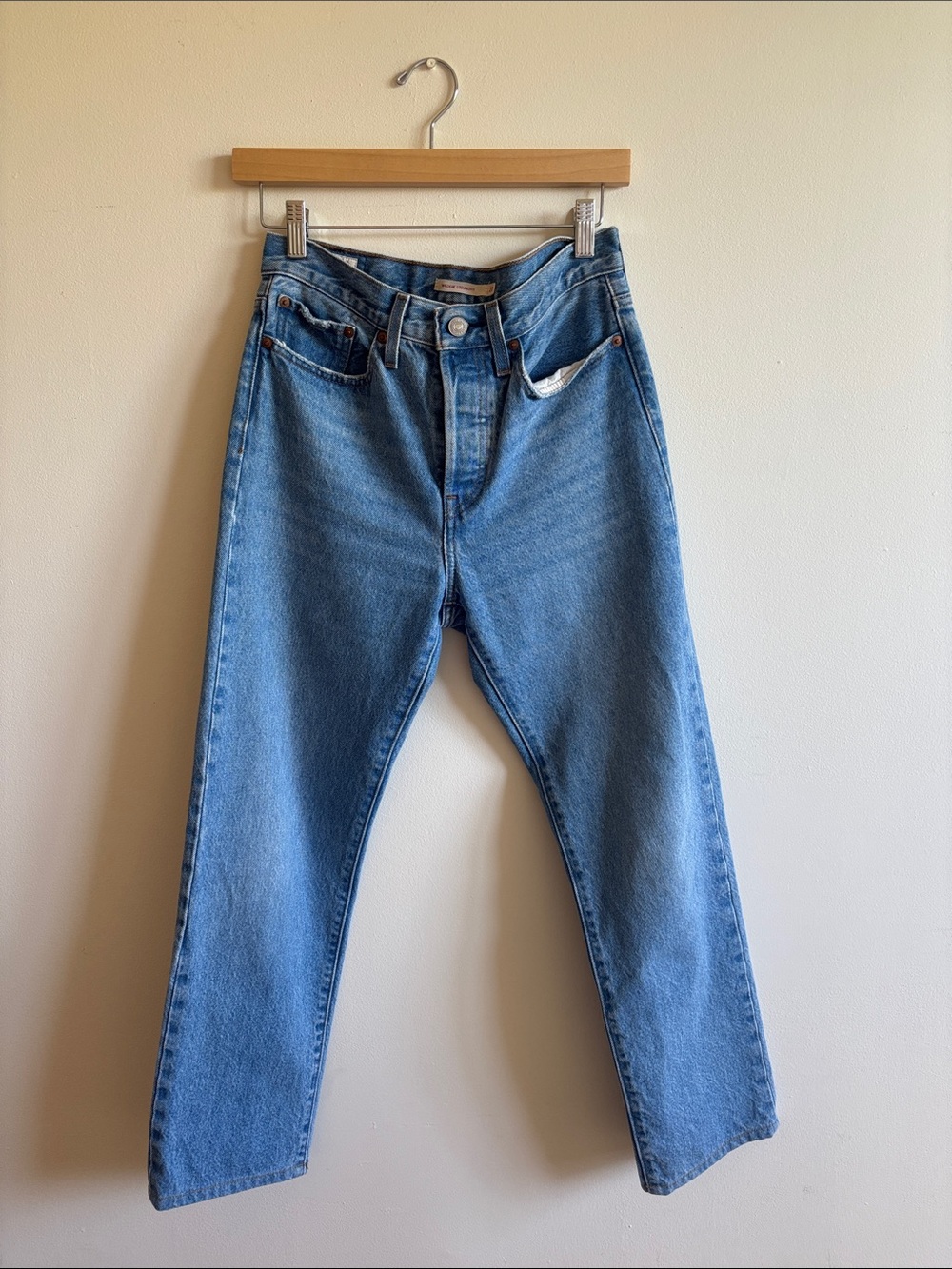 Levi’s Wedgie Straight Jean